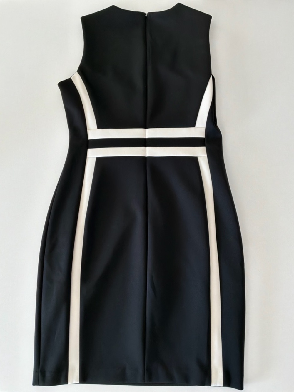 Calvin Klein Black White Colorblock Sheath Dress Career Workwear Size 12 - Picture 4 of 6